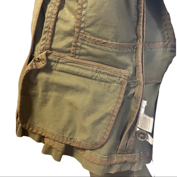 Olive Green Peplum Jacket - Picture 4 of 6